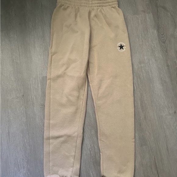 Youth Converse Beige Sweatshirt Sweatpant Set Size Medium (10-12) - Picture 2 of 6